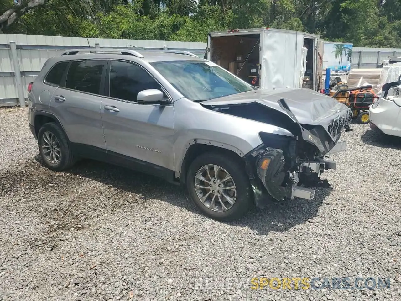 4 Photograph of a damaged car 1C4PJLLB5LD585696 JEEP GRAND CHER 2020