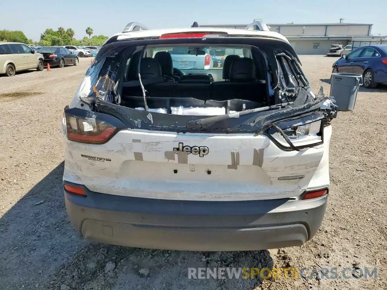 6 Photograph of a damaged car 1C4PJLLB6LD605986 JEEP GRAND CHER 2020