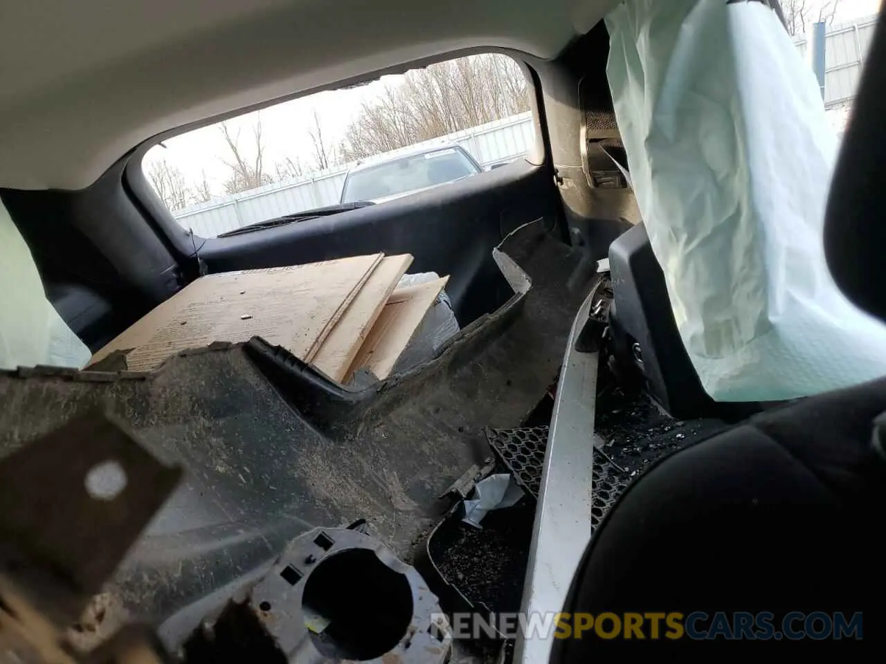 10 Photograph of a damaged car 1C4PJMCB6LD640520 JEEP GRAND CHER 2020