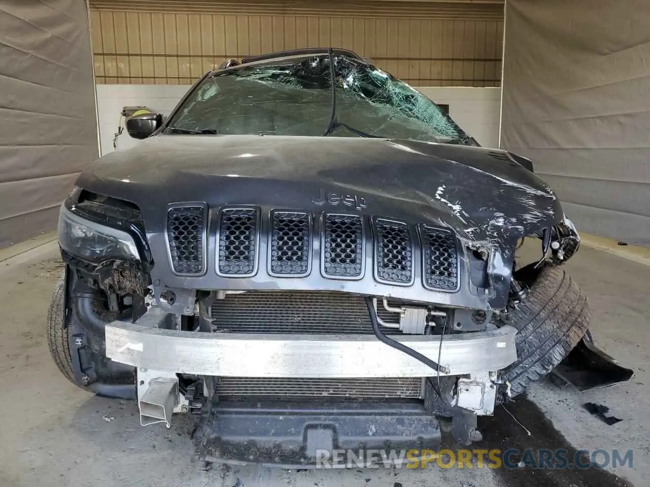 5 Photograph of a damaged car 1C4PJMDN7LD539768 JEEP GRAND CHER 2020