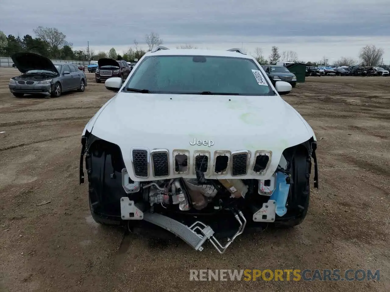 5 Photograph of a damaged car 1C4PJMLB6LD526646 JEEP GRAND CHER 2020