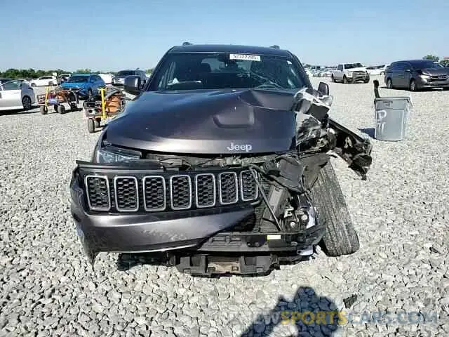 11 Photograph of a damaged car 1C4RJEAG1LC182811 JEEP GRAND CHER 2020