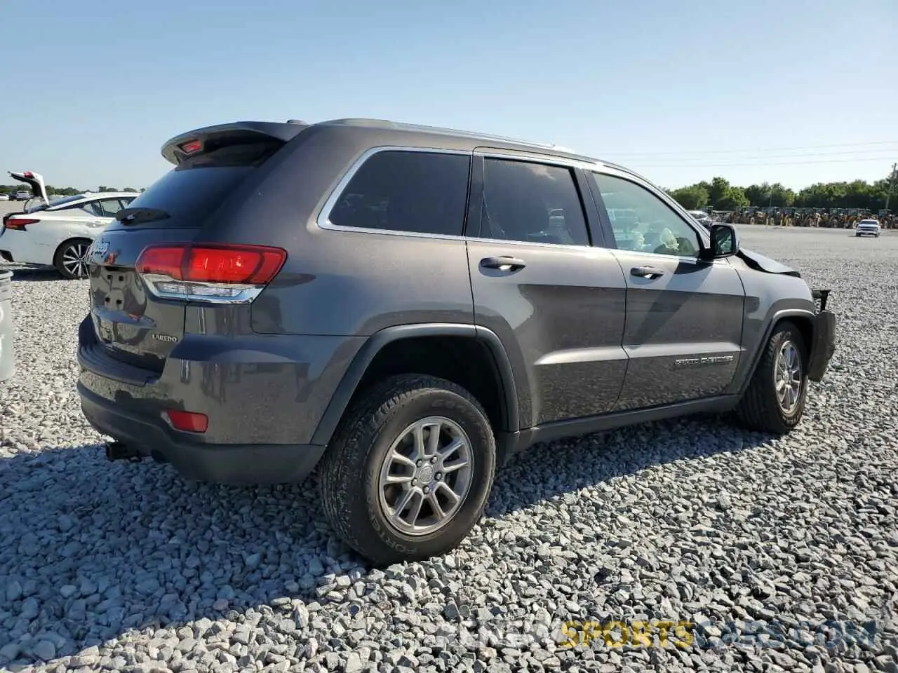 3 Photograph of a damaged car 1C4RJEAG1LC182811 JEEP GRAND CHER 2020