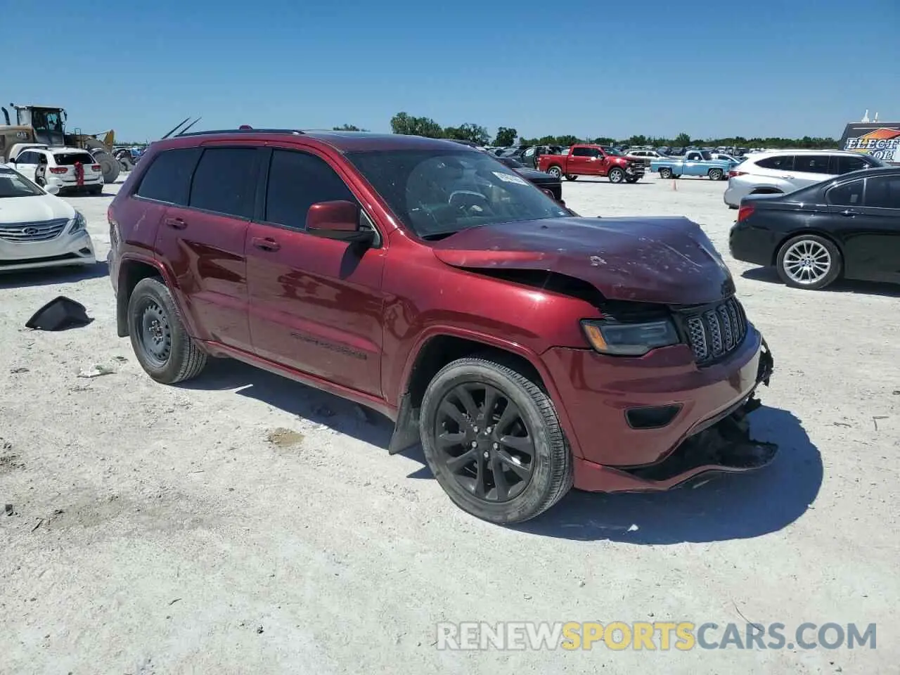 4 Photograph of a damaged car 1C4RJEAG3LC245763 JEEP GRAND CHER 2020