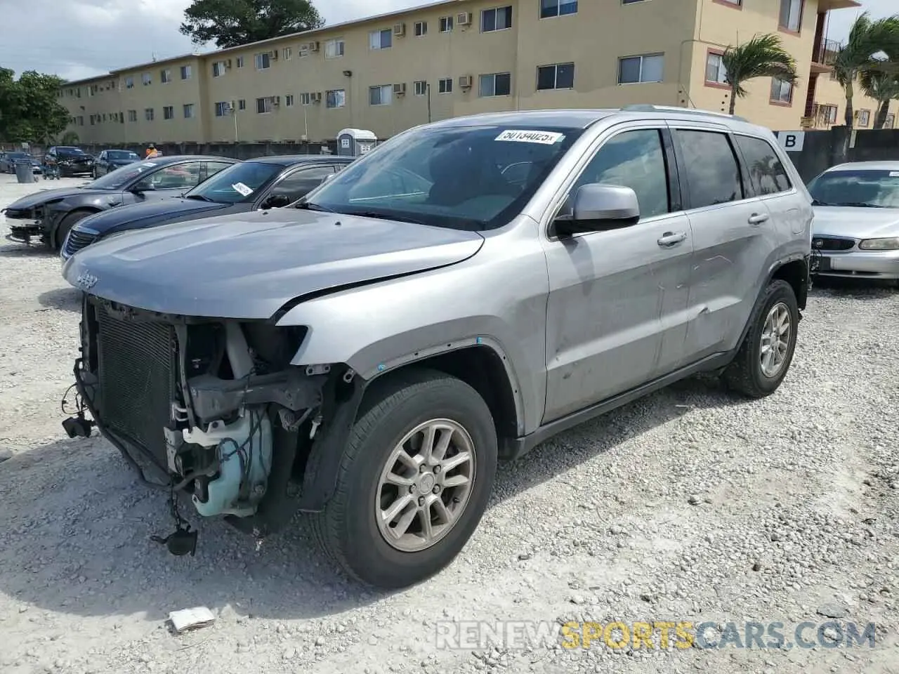 1 Photograph of a damaged car 1C4RJEAG4LC113806 JEEP GRAND CHER 2020