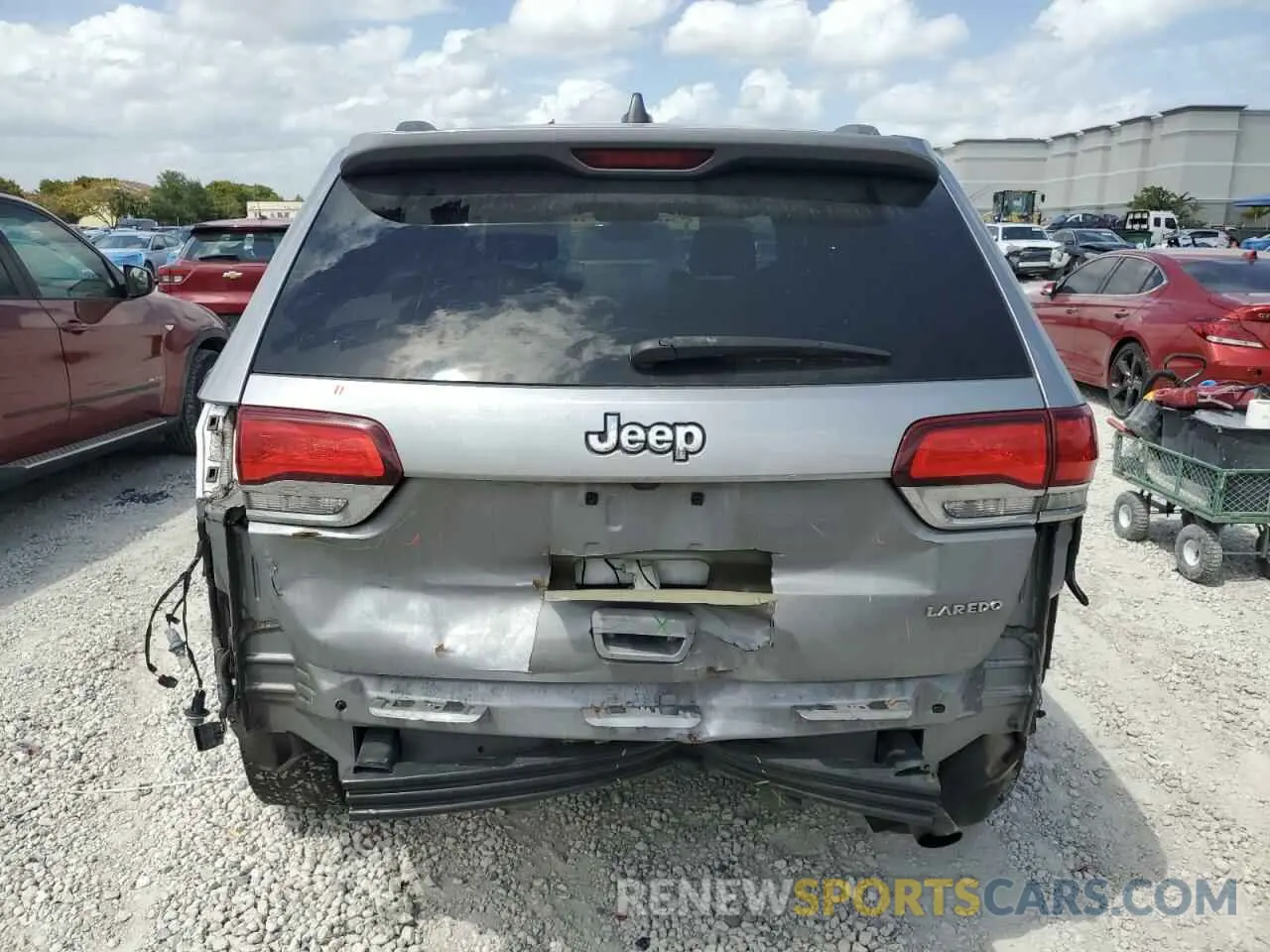 6 Photograph of a damaged car 1C4RJEAG4LC113806 JEEP GRAND CHER 2020