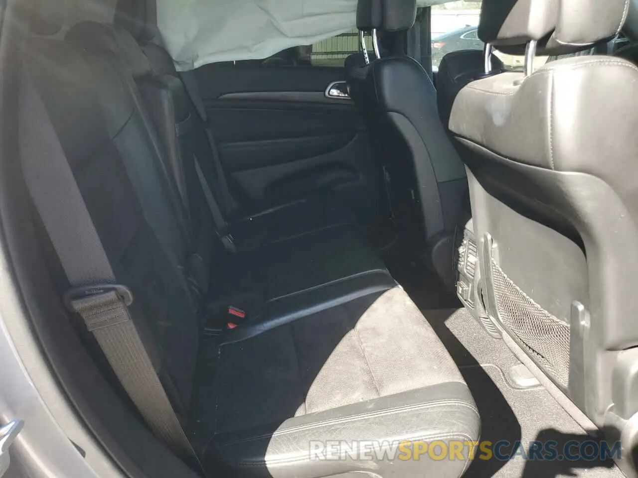 10 Photograph of a damaged car 1C4RJEAG9LC245508 JEEP GRAND CHER 2020
