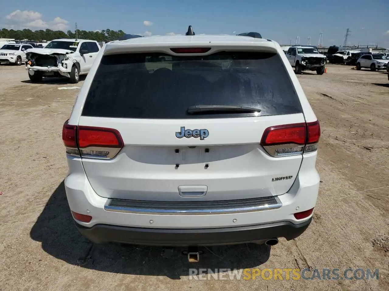 6 Photograph of a damaged car 1C4RJEBG8LC256921 JEEP GRAND CHER 2020