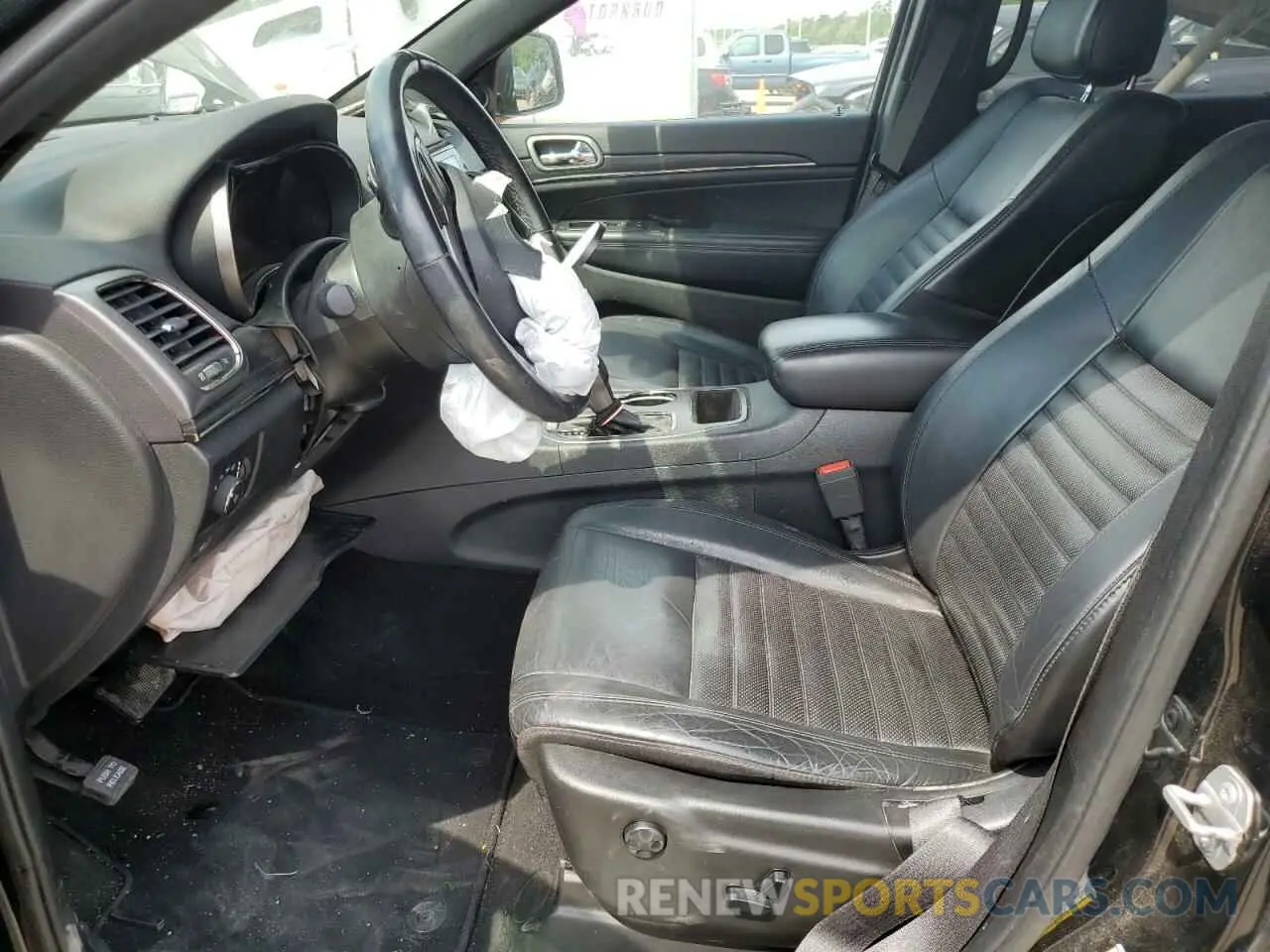 7 Photograph of a damaged car 1C4RJEBG9LC245894 JEEP GRAND CHER 2020