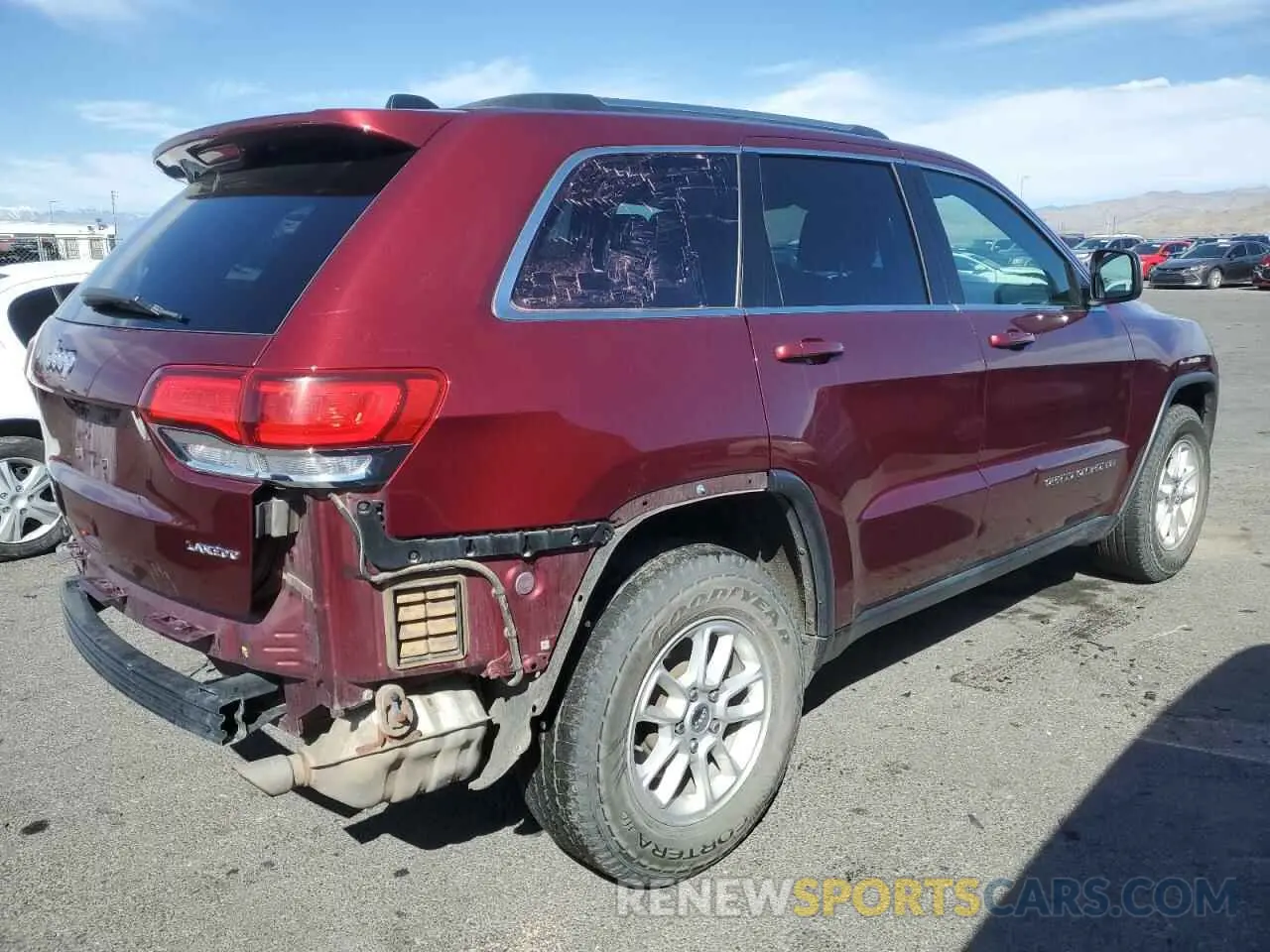 3 Photograph of a damaged car 1C4RJFAG3LC138055 JEEP GRAND CHER 2020