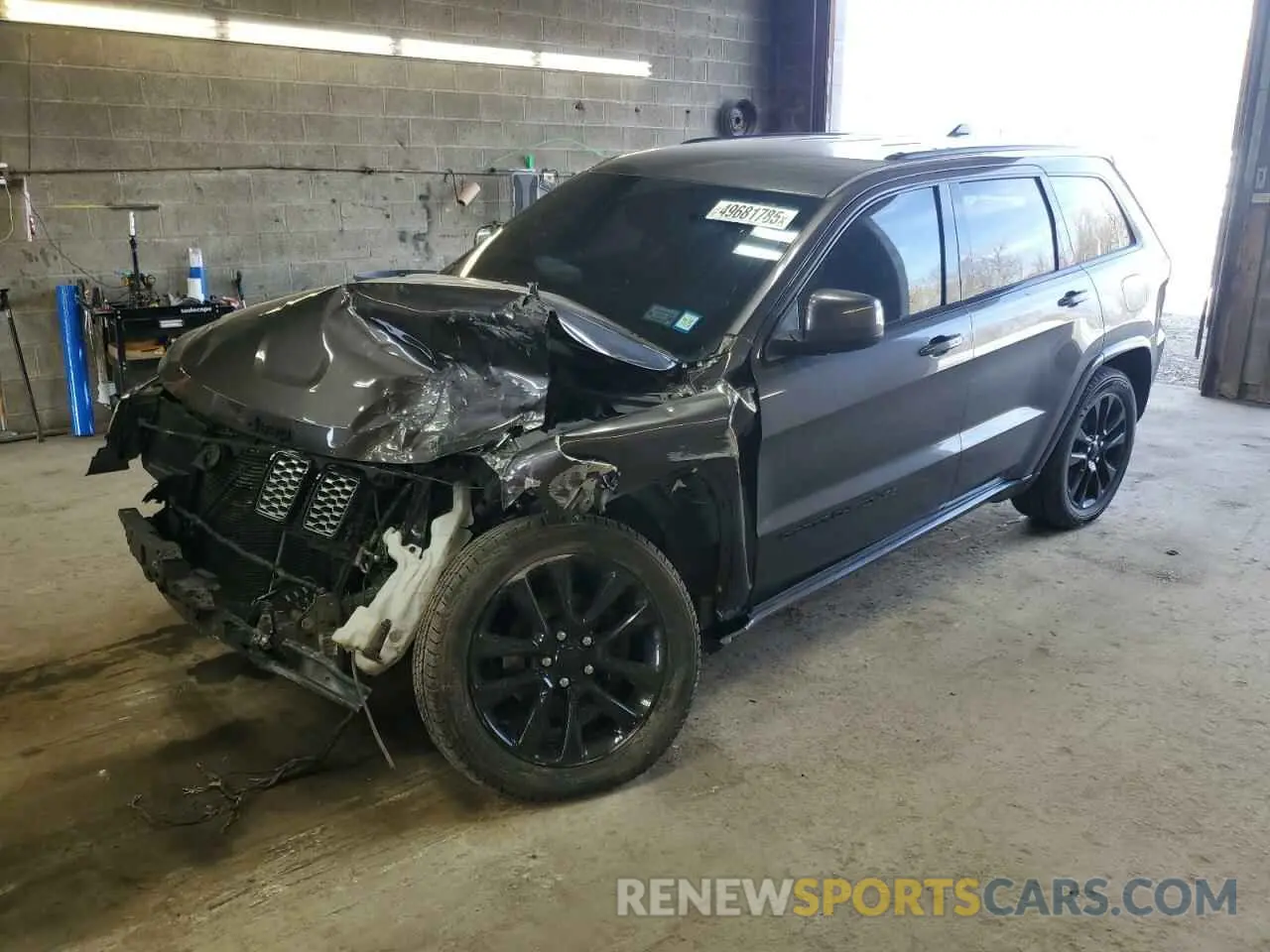 1 Photograph of a damaged car 1C4RJFAG5LC243180 JEEP GRAND CHER 2020