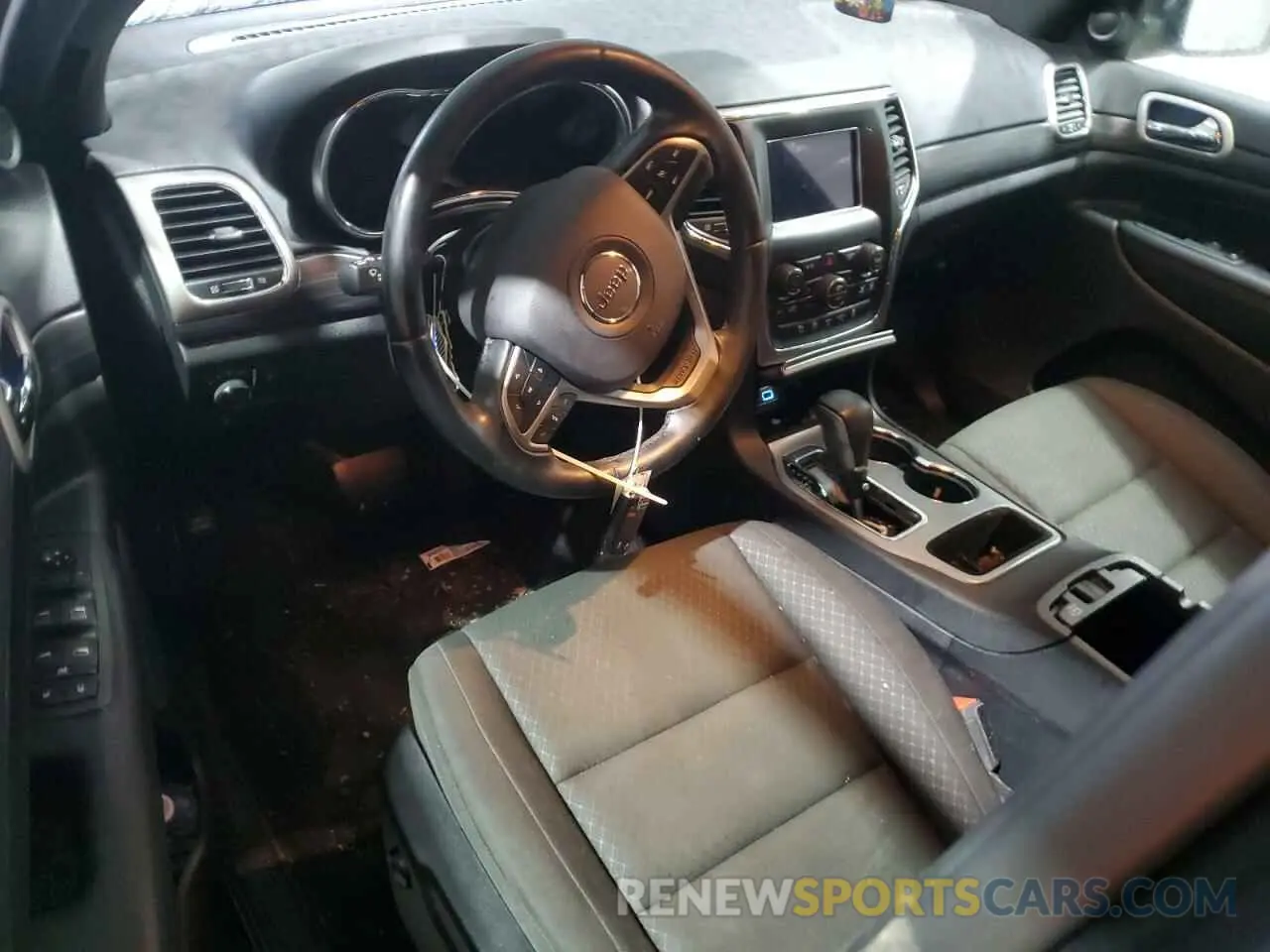8 Photograph of a damaged car 1C4RJFAG8LC217754 JEEP GRAND CHER 2020