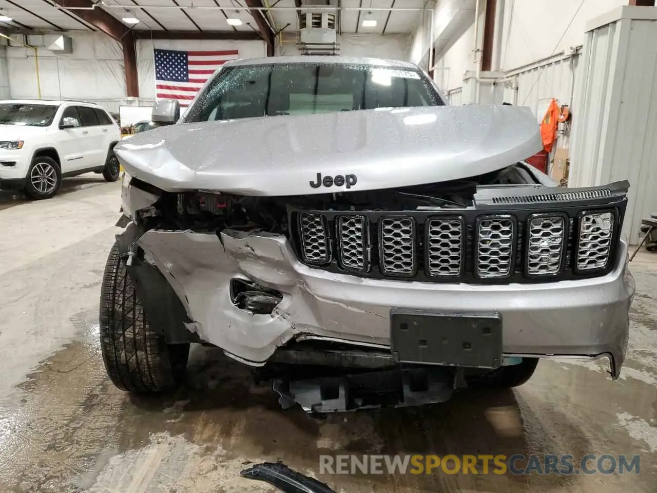 5 Photograph of a damaged car 1C4RJFAG9LC312968 JEEP GRAND CHER 2020