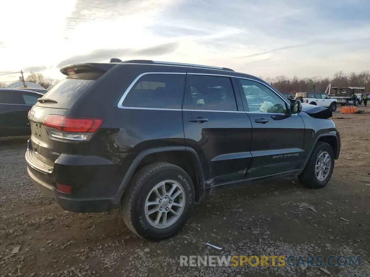 3 Photograph of a damaged car 1C4RJFAGXLC239190 JEEP GRAND CHER 2020
