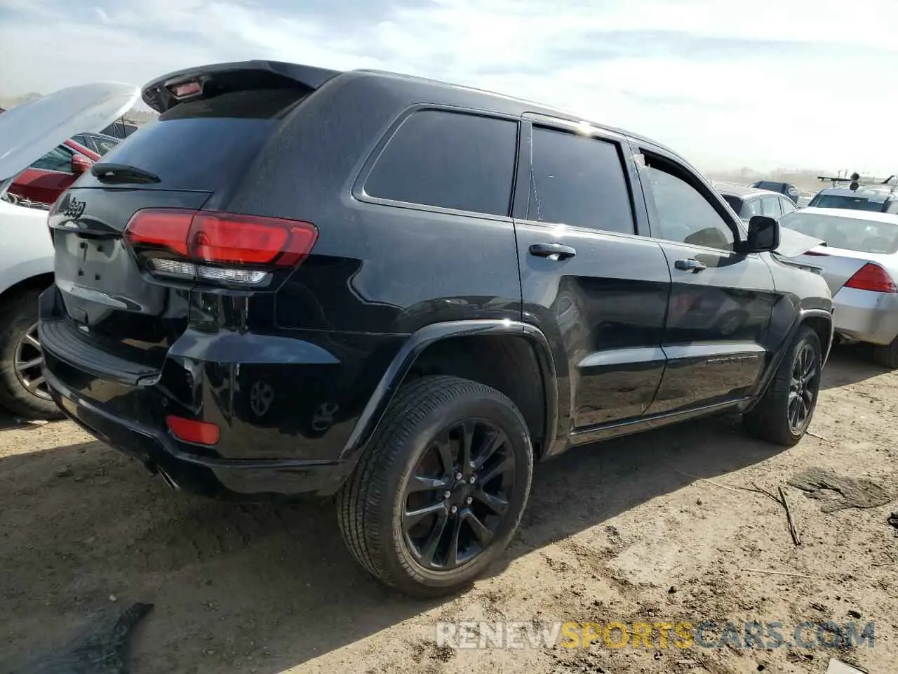 3 Photograph of a damaged car 1C4RJFAGXLC420595 JEEP GRAND CHER 2020