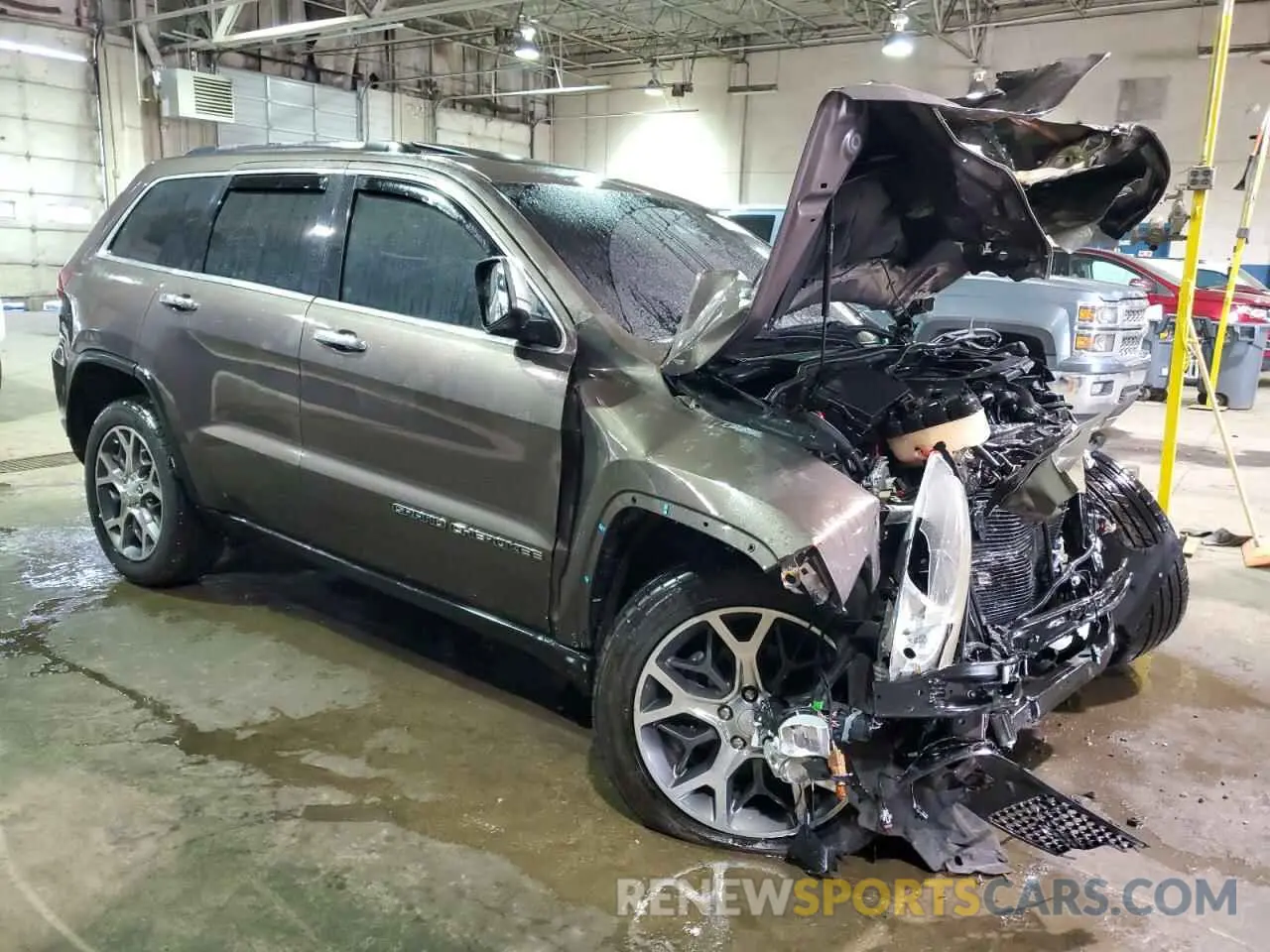 4 Photograph of a damaged car 1C4RJFBG0LC325929 JEEP GRAND CHER 2020