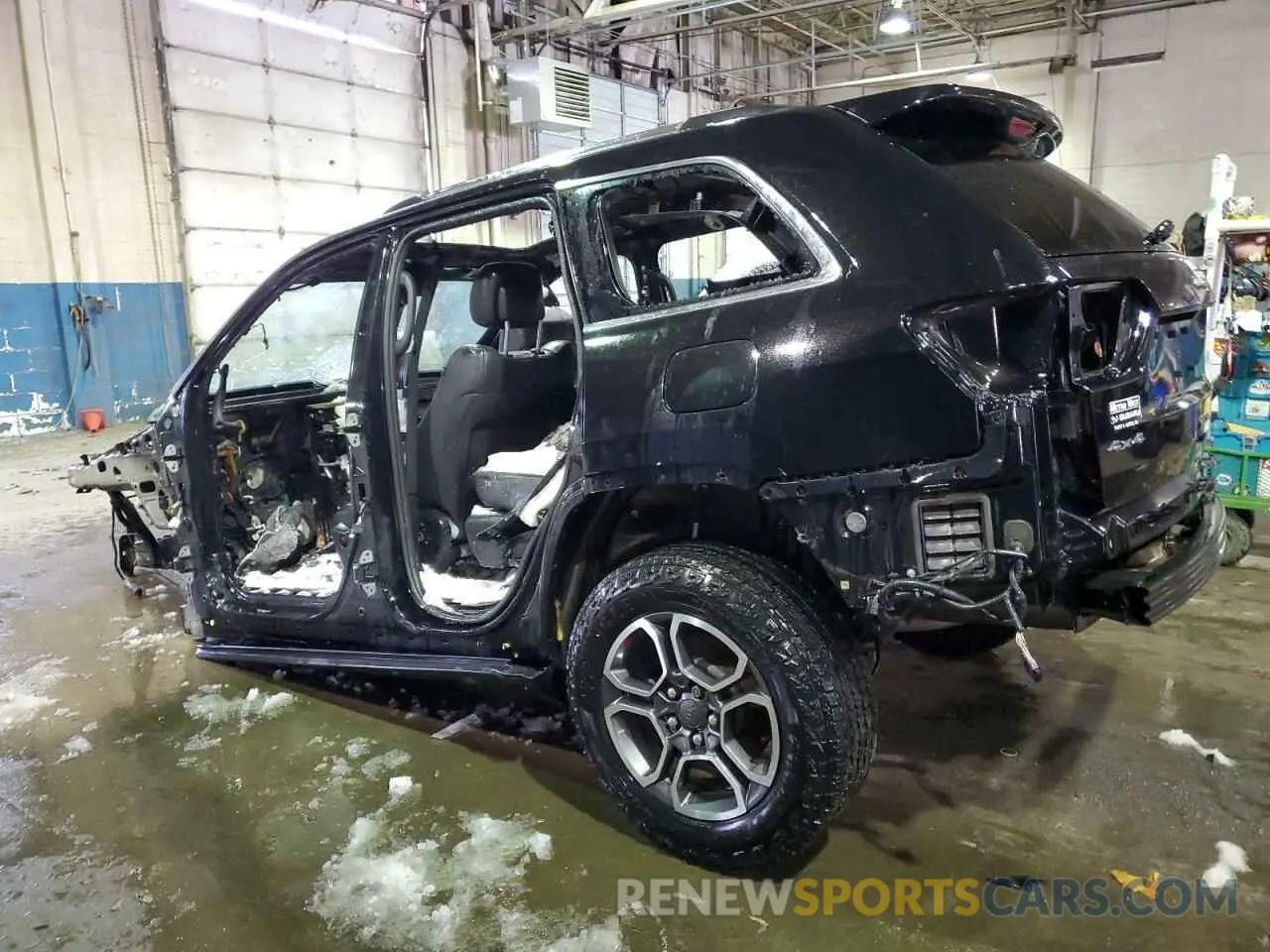 2 Photograph of a damaged car 1C4RJFBG0LC396127 JEEP GRAND CHER 2020