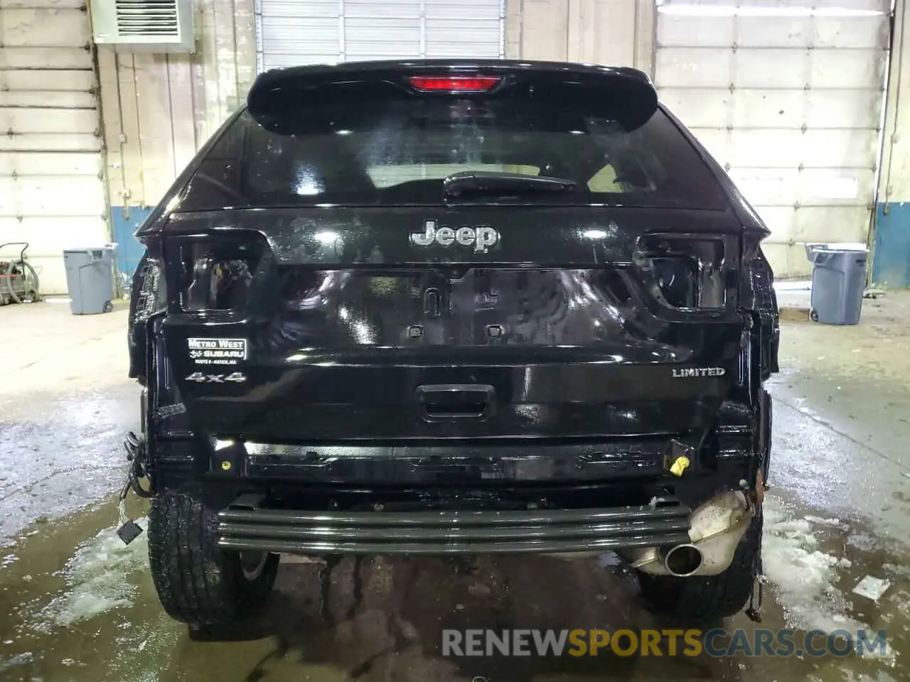 6 Photograph of a damaged car 1C4RJFBG0LC396127 JEEP GRAND CHER 2020