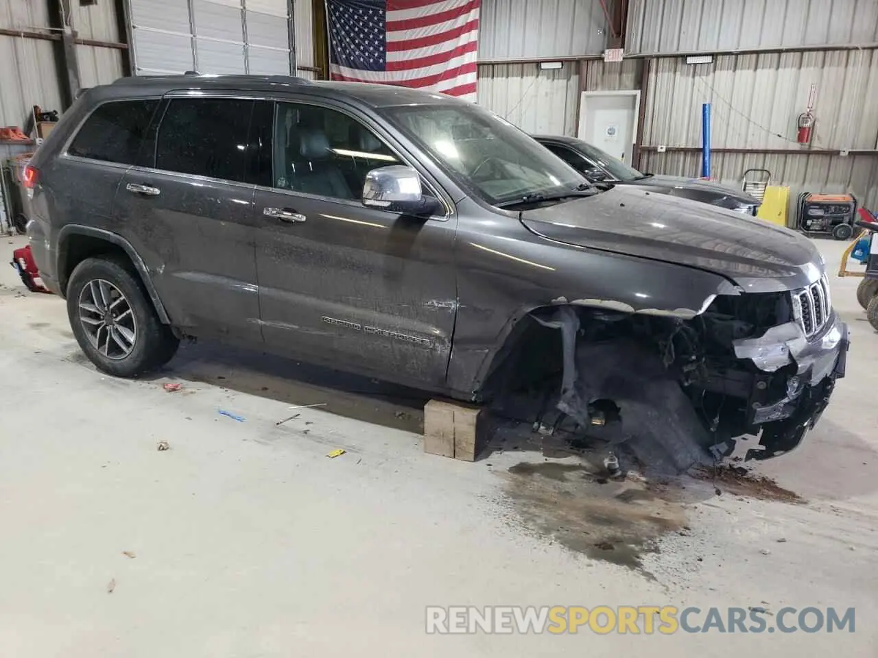 4 Photograph of a damaged car 1C4RJFBG7LC120544 JEEP GRAND CHER 2020