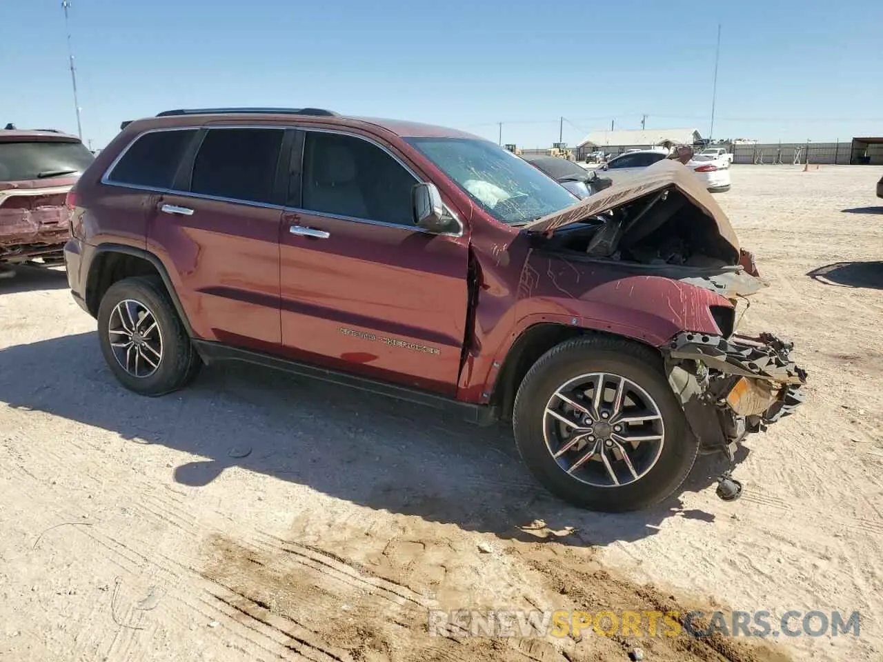 4 Photograph of a damaged car 1C4RJFBG9LC263835 JEEP GRAND CHER 2020