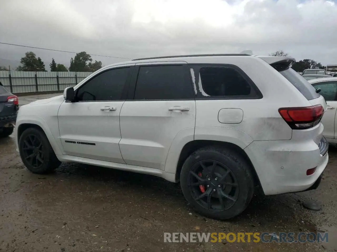 2 Фотография поврежденного автомобиля 1C4RJFDJXLC133149 JEEP GRAND CHER 2020