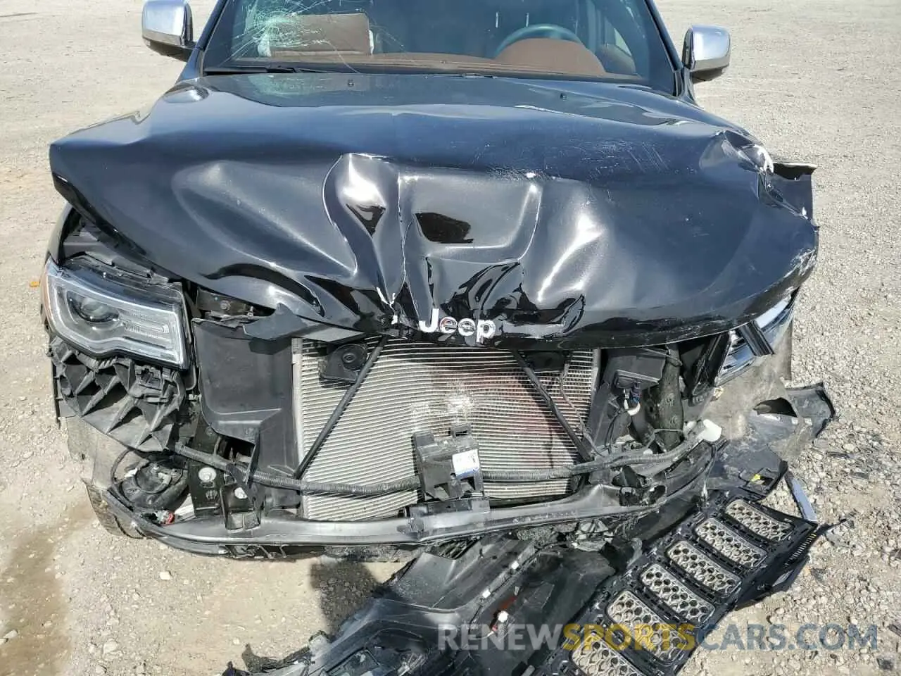 14 Photograph of a damaged car 1C4RJFJG7LC417296 JEEP GRAND CHER 2020
