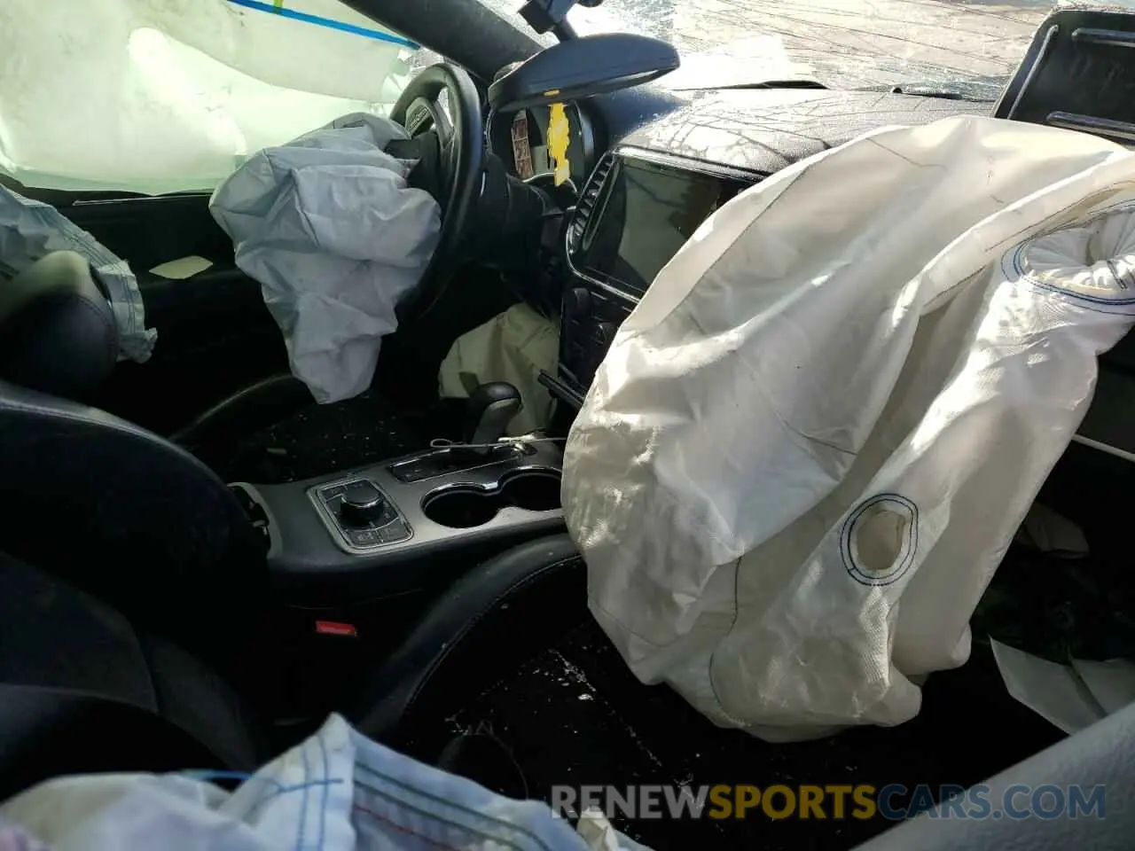 8 Photograph of a damaged car 1C4RJFLG3LC447778 JEEP GRAND CHER 2020