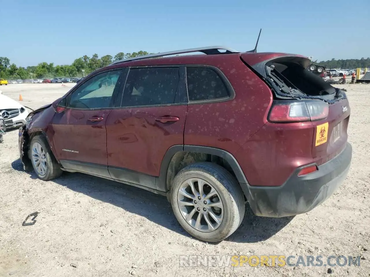 2 Photograph of a damaged car 1C4PJLCB6MD183803 JEEP GRAND CHER 2021
