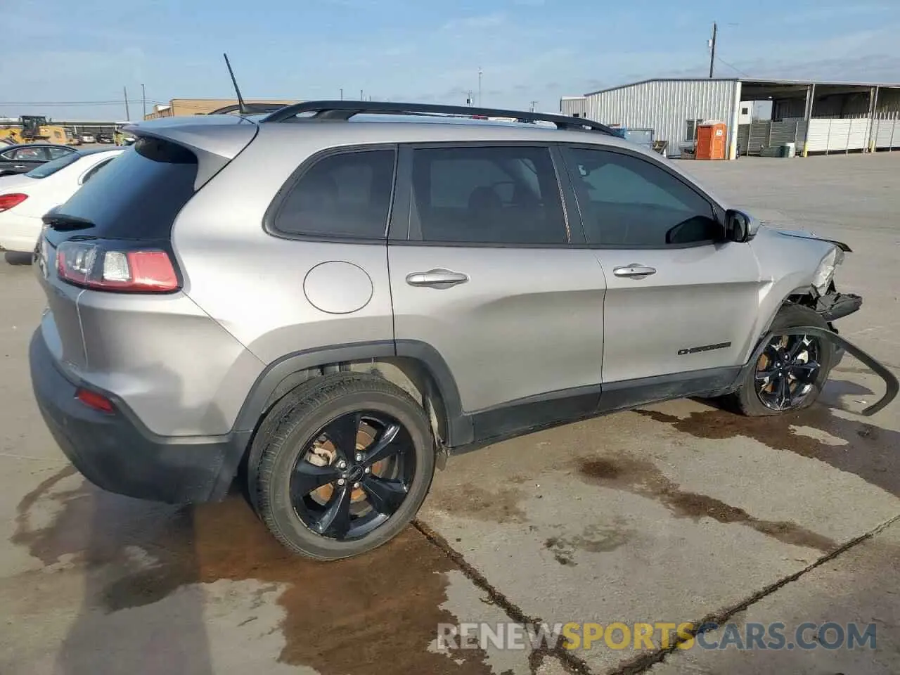 3 Photograph of a damaged car 1C4PJLLB5MD180309 JEEP GRAND CHER 2021