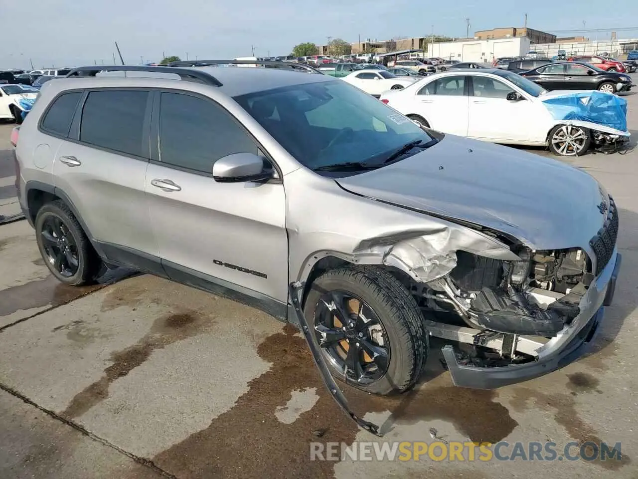 4 Photograph of a damaged car 1C4PJLLB5MD180309 JEEP GRAND CHER 2021