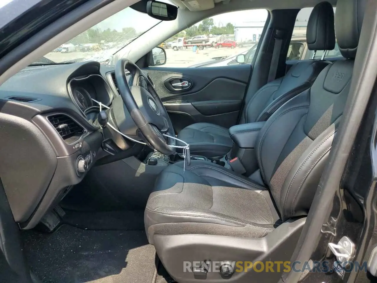 7 Photograph of a damaged car 1C4PJMDX0MD125945 JEEP GRAND CHER 2021