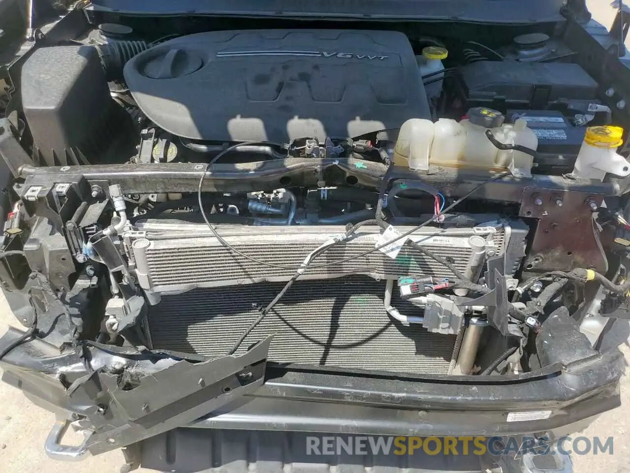 12 Photograph of a damaged car 1C4PJMDX2MD206610 JEEP GRAND CHER 2021