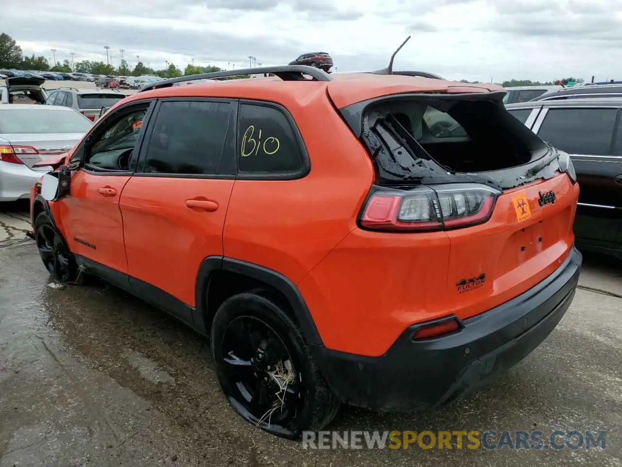 2 Photograph of a damaged car 1C4PJMLB1MD240155 JEEP GRAND CHER 2021