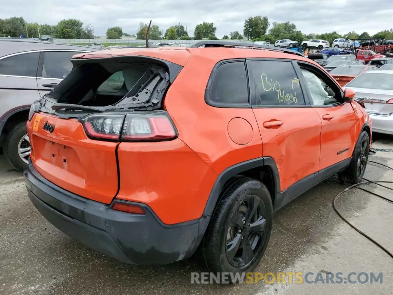 3 Photograph of a damaged car 1C4PJMLB1MD240155 JEEP GRAND CHER 2021