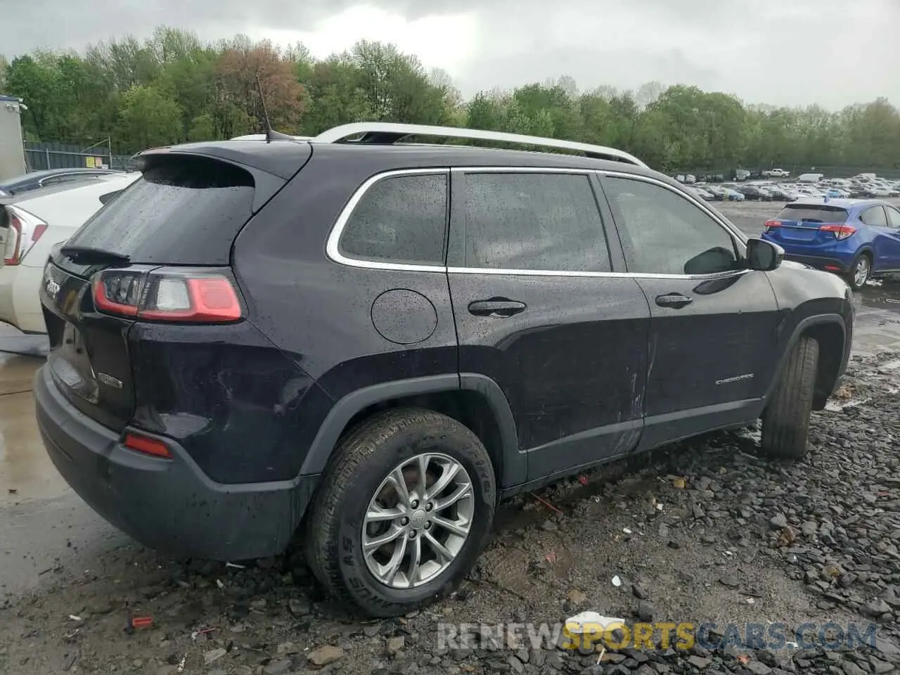 3 Photograph of a damaged car 1C4PJMLB4MD233507 JEEP GRAND CHER 2021