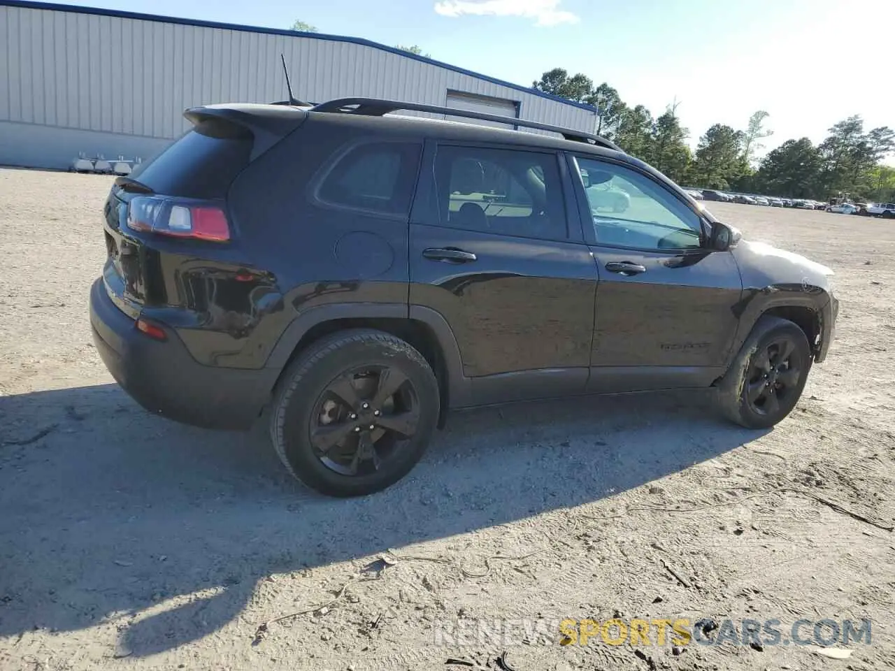 3 Photograph of a damaged car 1C4PJMLB8MD240184 JEEP GRAND CHER 2021
