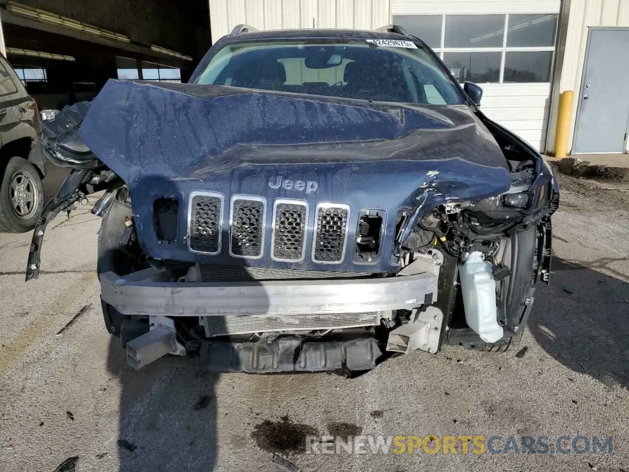 5 Photograph of a damaged car 1C4PJMMX3MD216823 JEEP GRAND CHER 2021