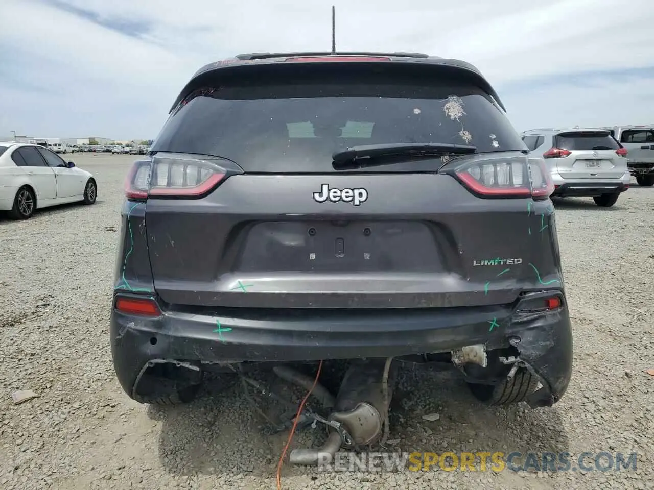6 Photograph of a damaged car 1C4PJMMX7MD233852 JEEP GRAND CHER 2021