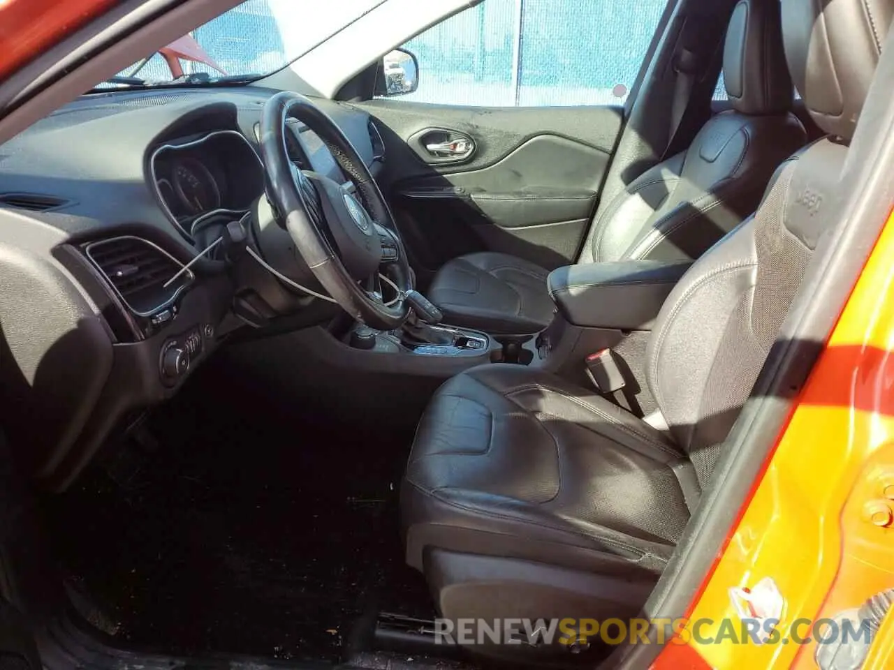 7 Photograph of a damaged car 1C4PJMMX8MD170860 JEEP GRAND CHER 2021