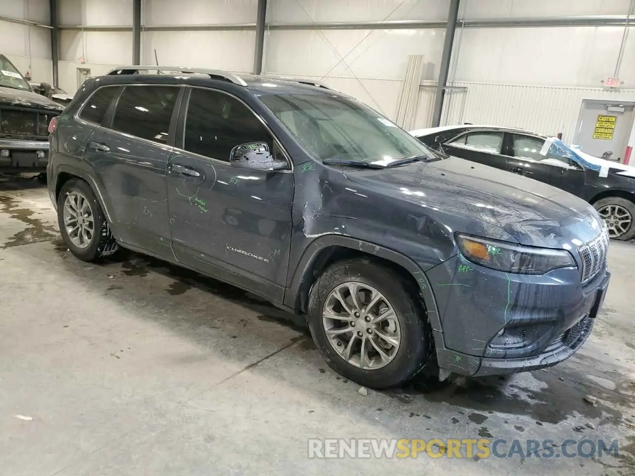 4 Photograph of a damaged car 1C4PJMMX9MD106584 JEEP GRAND CHER 2021