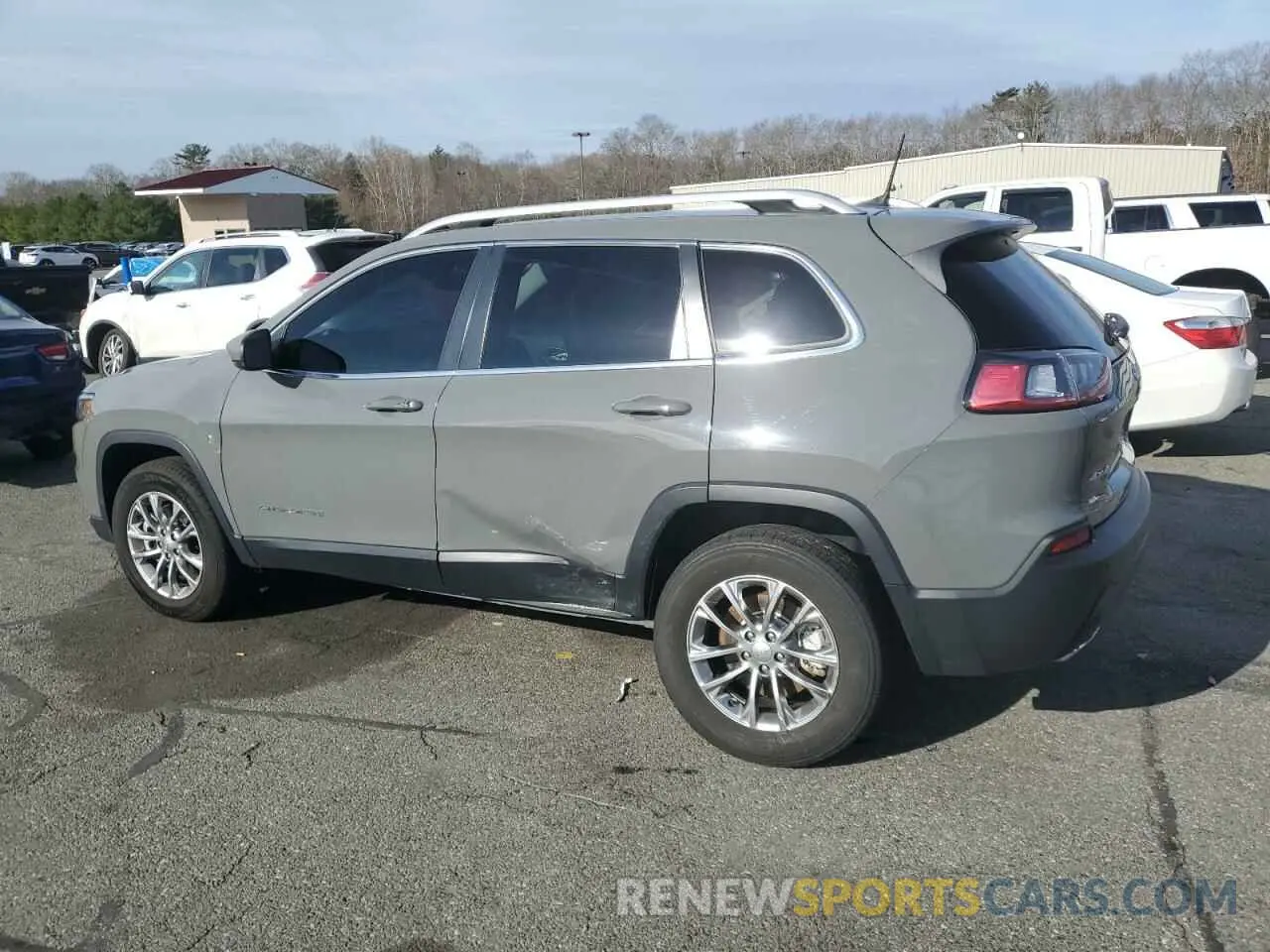 2 Photograph of a damaged car 1C4PJMMX9MD213053 JEEP GRAND CHER 2021