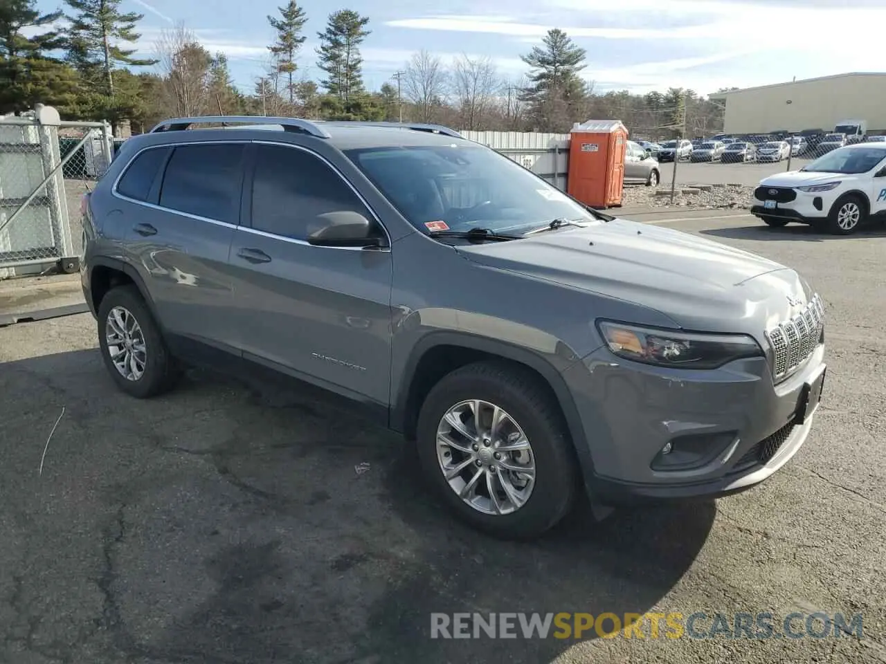 4 Photograph of a damaged car 1C4PJMMX9MD213053 JEEP GRAND CHER 2021