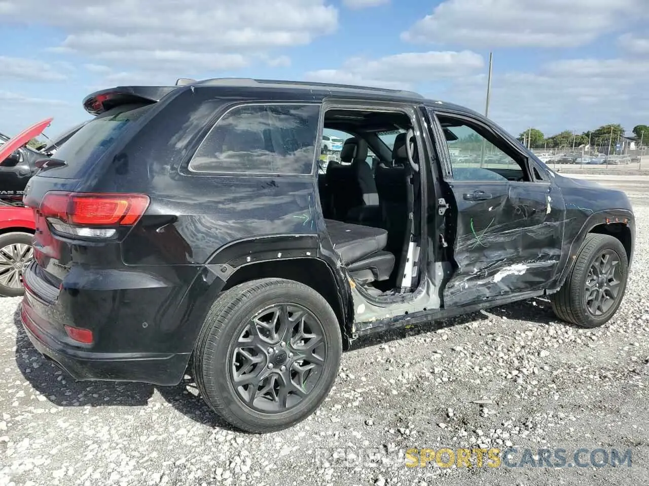 3 Photograph of a damaged car 1C4RJEBG1MC844595 JEEP GRAND CHER 2021