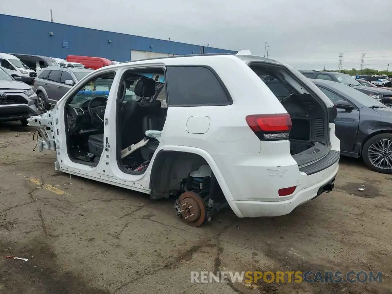 2 Photograph of a damaged car 1C4RJFAG2MC778369 JEEP GRAND CHER 2021