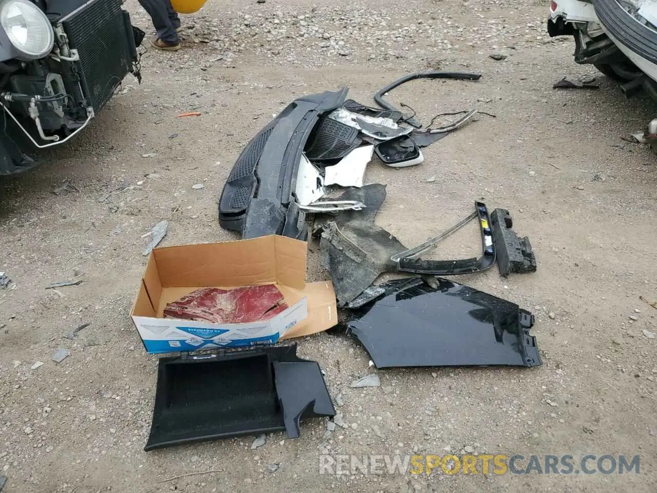 13 Photograph of a damaged car 1C4RJFAG3MC550297 JEEP GRAND CHER 2021