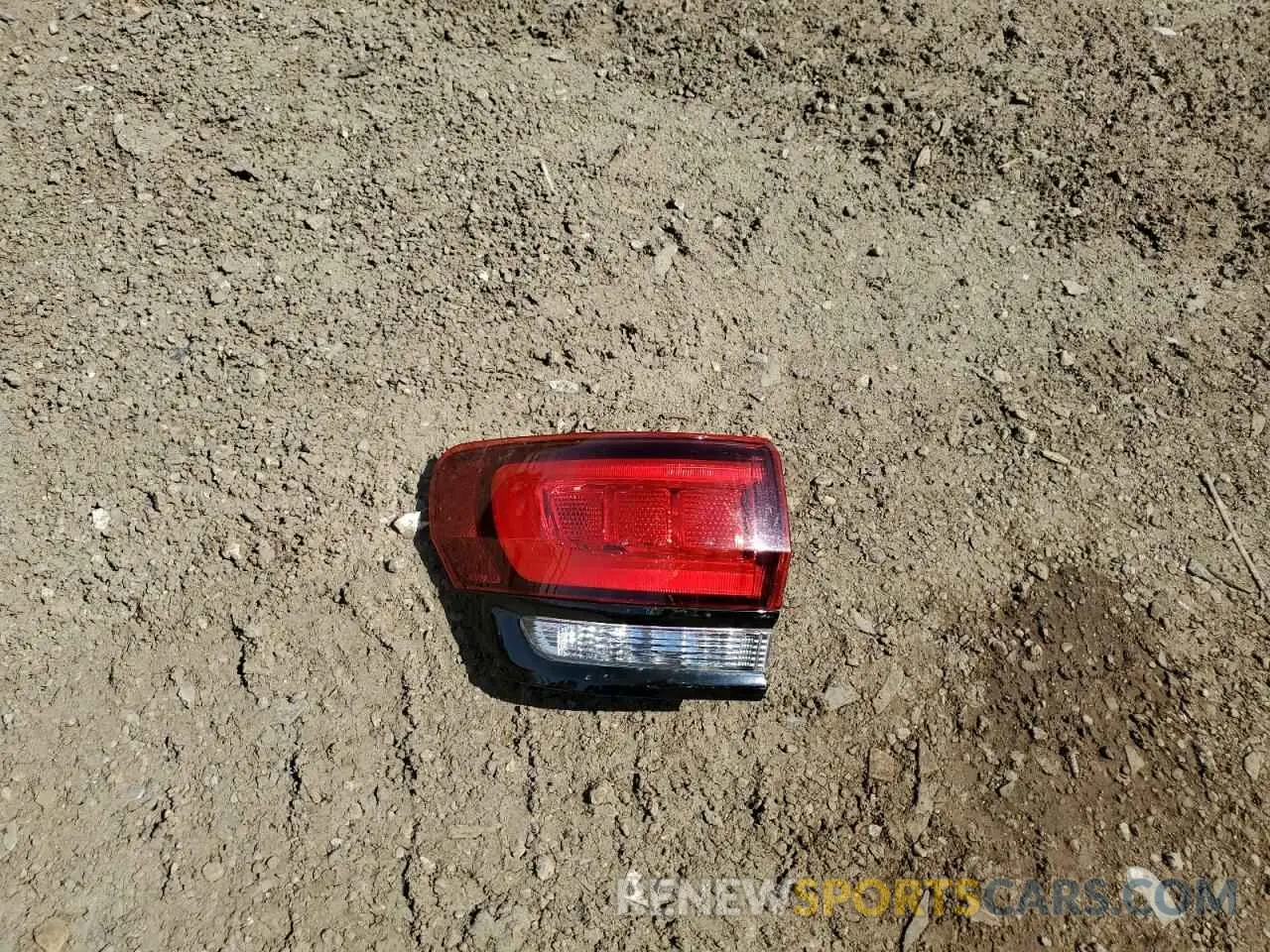 12 Photograph of a damaged car 1C4RJFAG3MC648973 JEEP GRAND CHER 2021