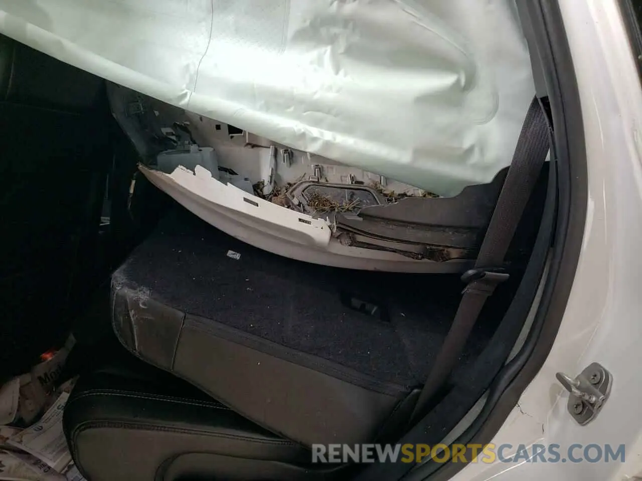 11 Photograph of a damaged car 1C4RJFBG2MC677900 JEEP GRAND CHER 2021