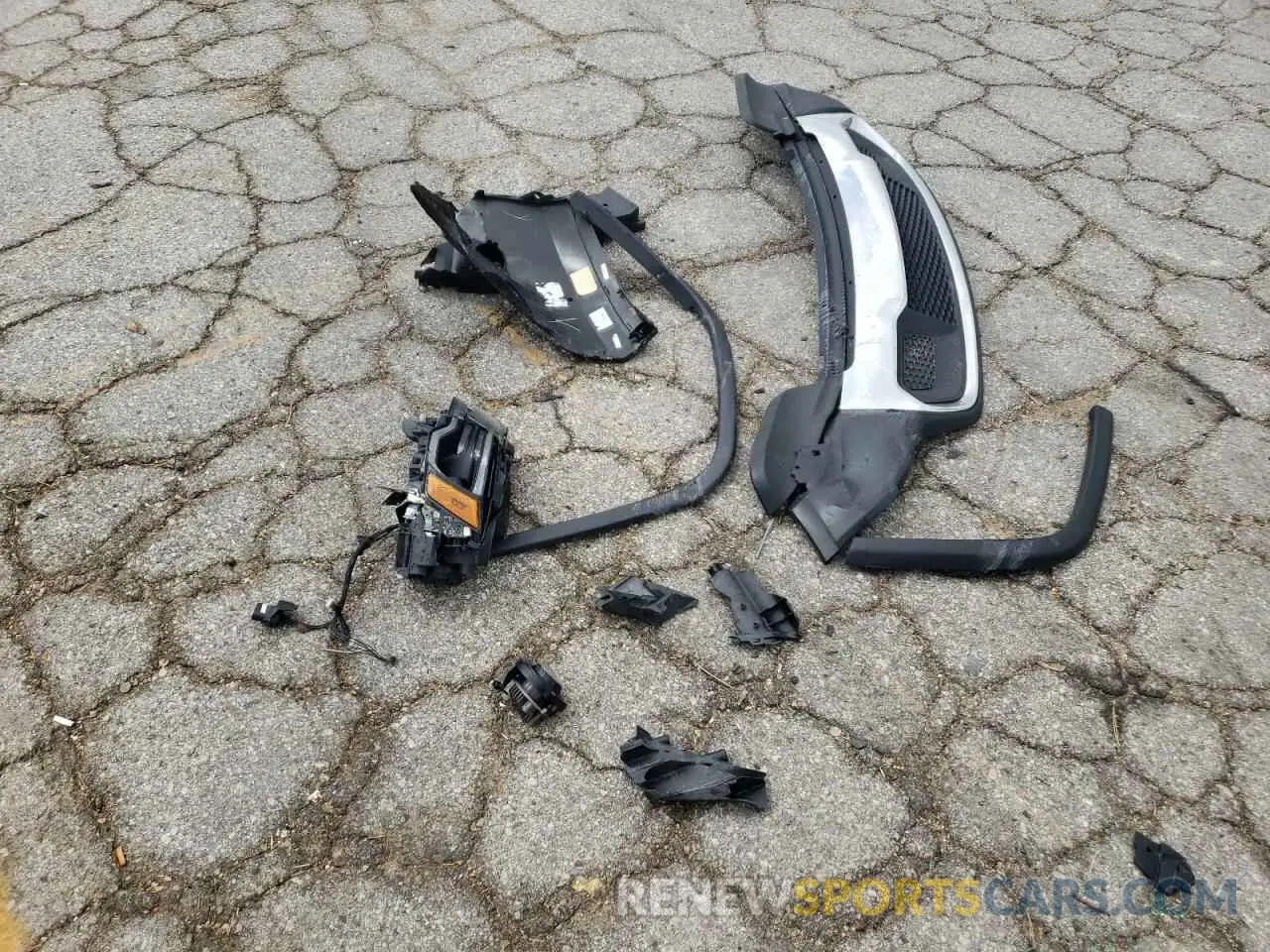 13 Photograph of a damaged car 1C4RJFBG4MC667207 JEEP GRAND CHER 2021