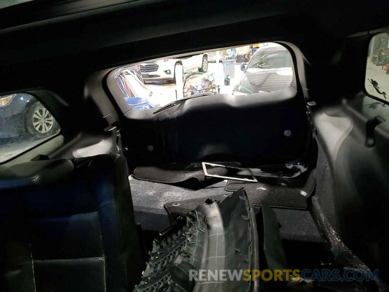 10 Photograph of a damaged car 1C4RJFBG6MC500704 JEEP GRAND CHER 2021