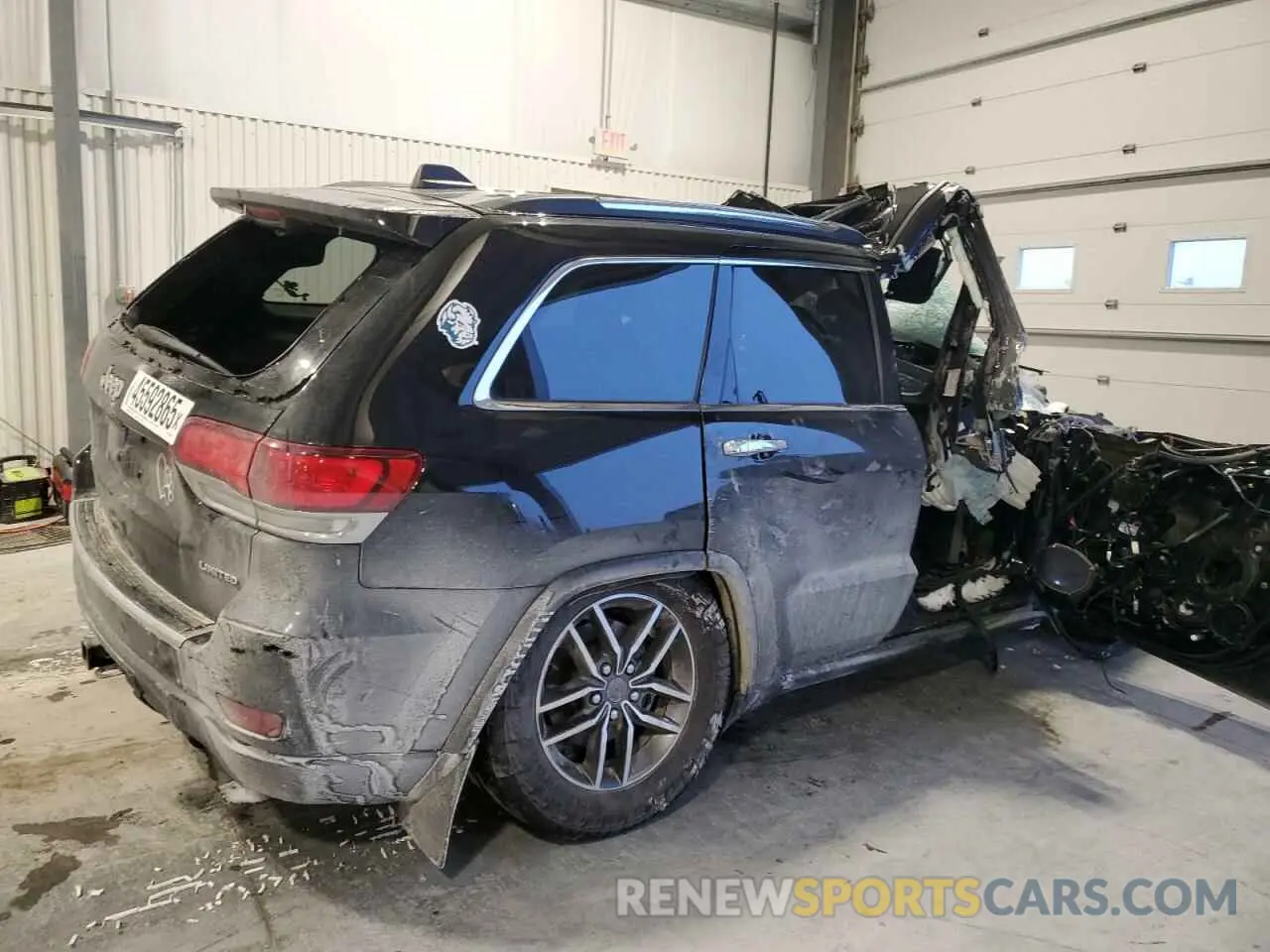 3 Photograph of a damaged car 1C4RJFBG6MC500704 JEEP GRAND CHER 2021